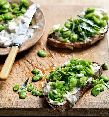 Recipe: Broad beans, garlic & feta bruschetta